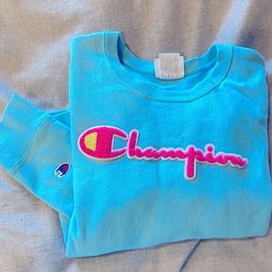 Women’s Champion sweatshirt bright blue